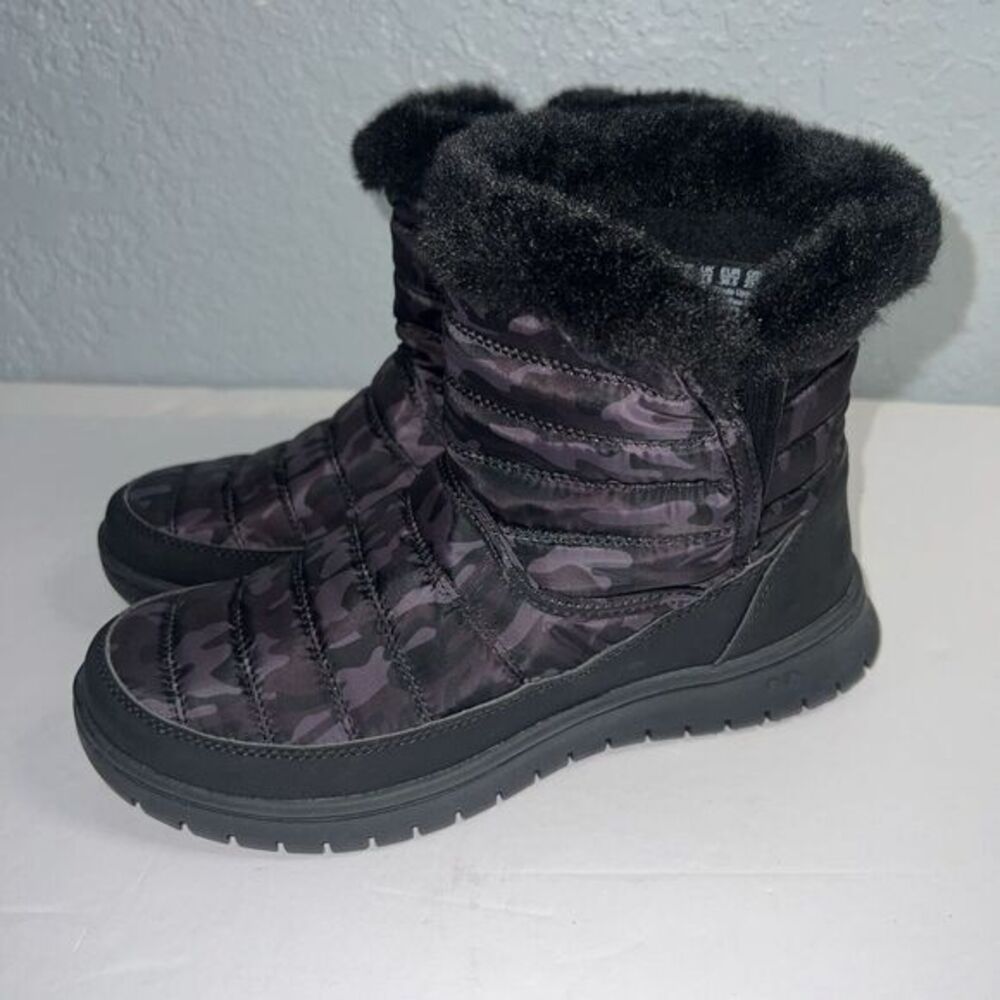 Ryka Suzy‎ Winter Bootie Boots Black Camo Print Fabric Suede Slip on Size 6.5M
